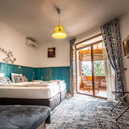 فندق Tihiat Kut Complex كيوستينديل المظهر الخارجي الصورة