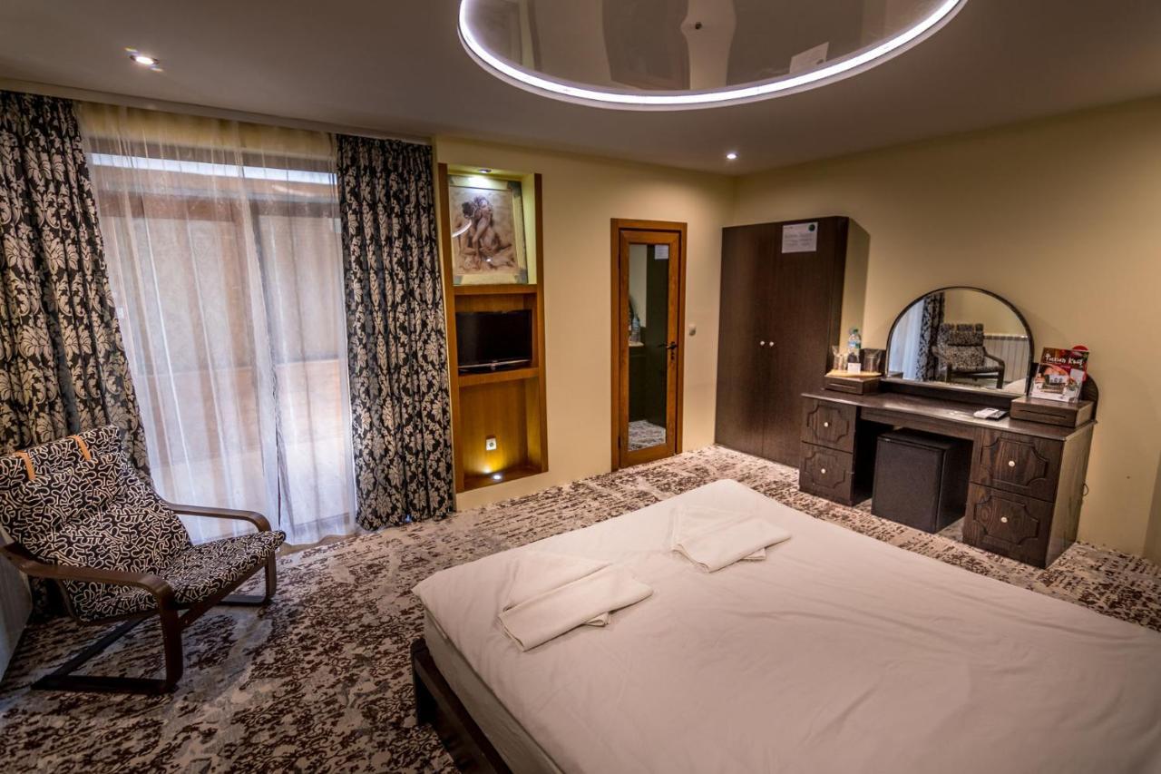 فندق Tihiat Kut Complex كيوستينديل المظهر الخارجي الصورة